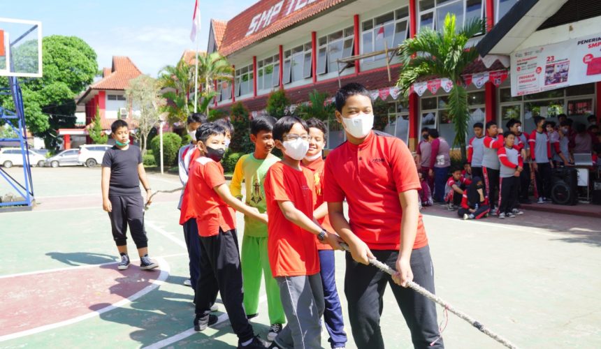 SMP Telkom Bandung Gelar Peringatan HUT RI Ke-77